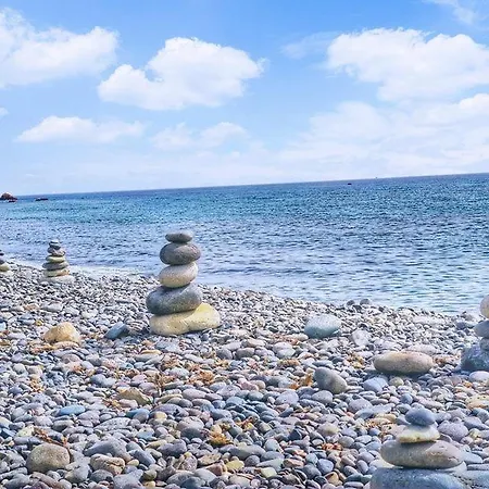 אתר קמפינג New Coccorrocci Marina di Gairo