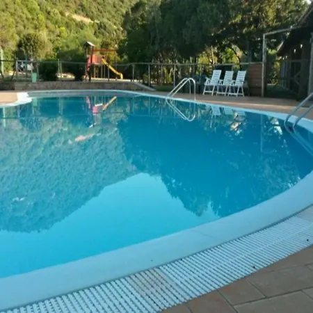 אתר קמפינג New Coccorrocci Marina di Gairo